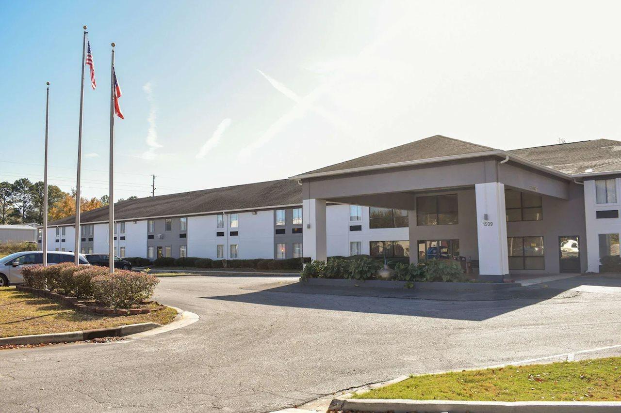 Clarion Pointe Vidalia - Lyons West Hotel Exterior foto